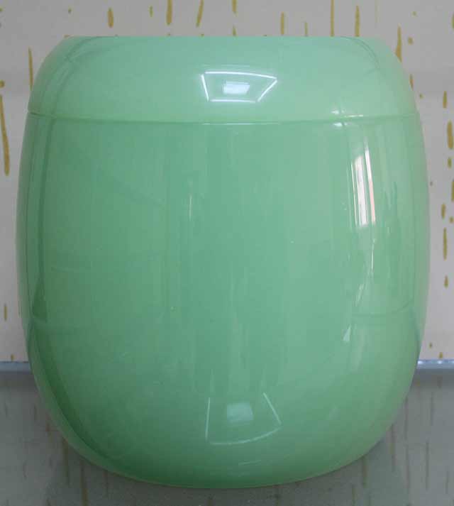 Bright Green Color Simple Design Jade Urn